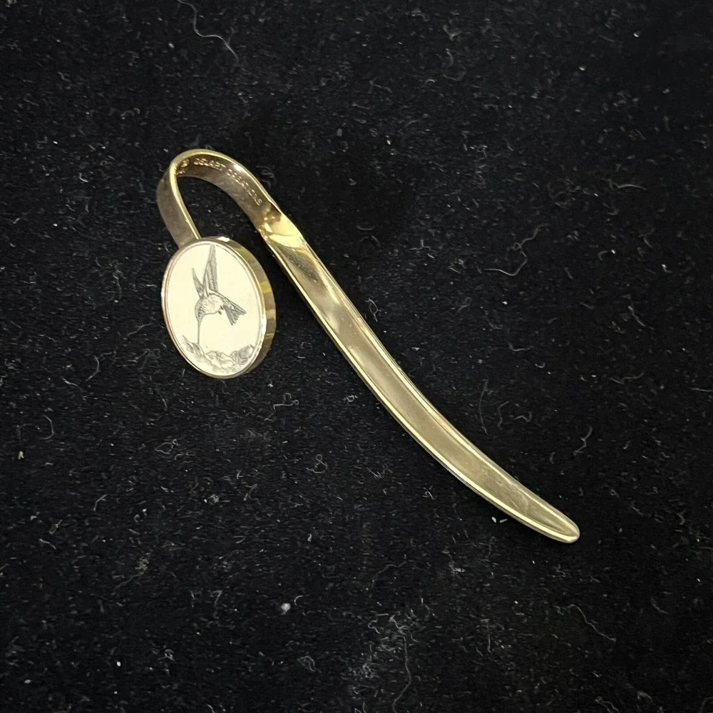 1991 DELART‎ Barlow Scrimshaw Happy Hummingbird Motif Brass Bookmark 3